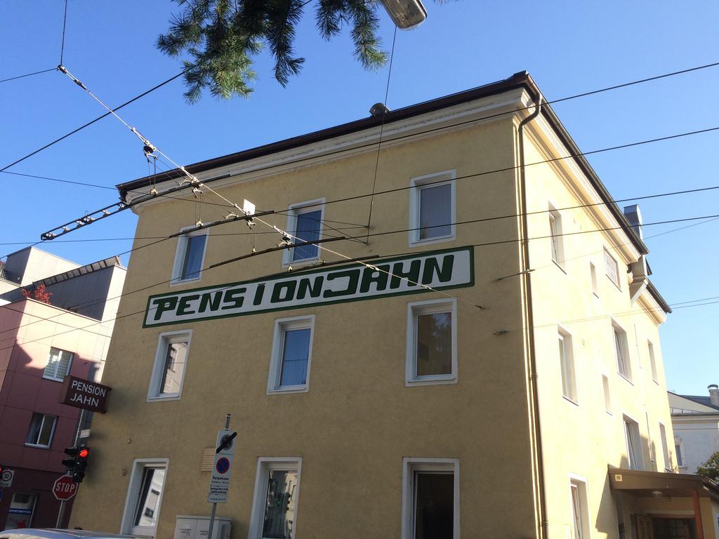 Pension Jahn Salzbourg Extérieur photo