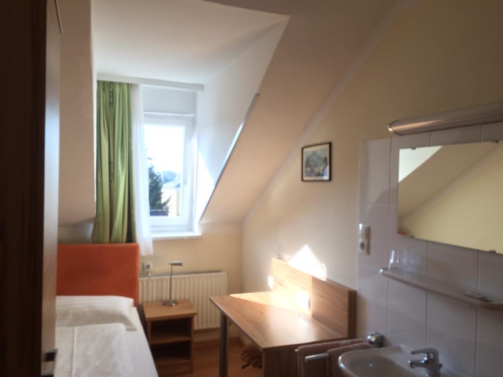 Pension Jahn Salzbourg Extérieur photo