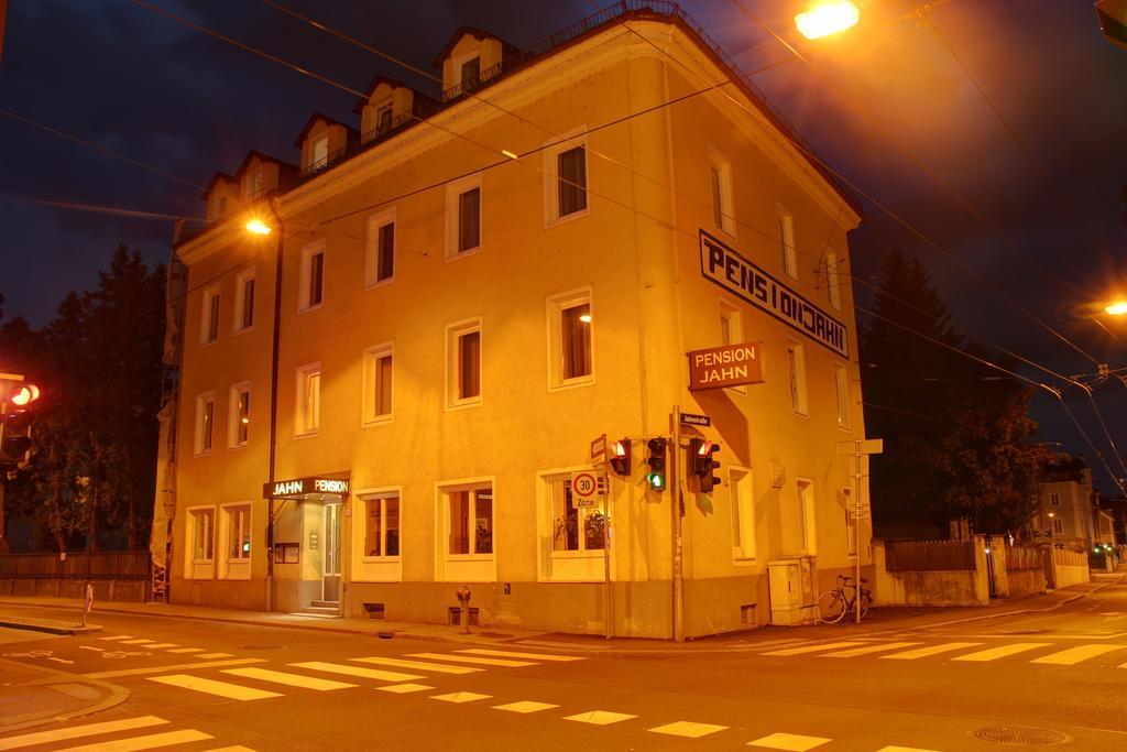 Pension Jahn Salzbourg Extérieur photo