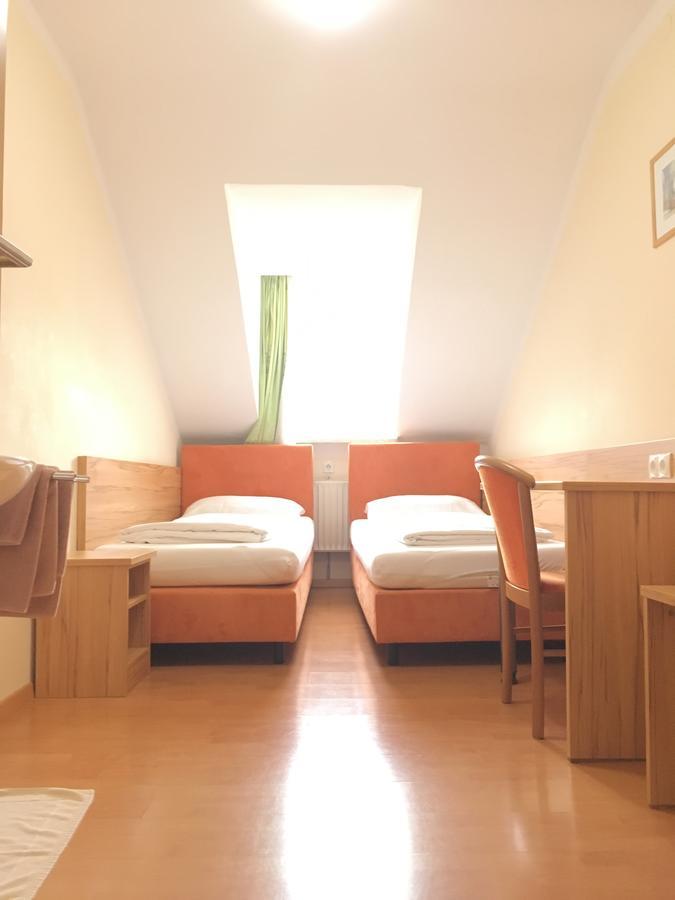 Pension Jahn Salzbourg Extérieur photo