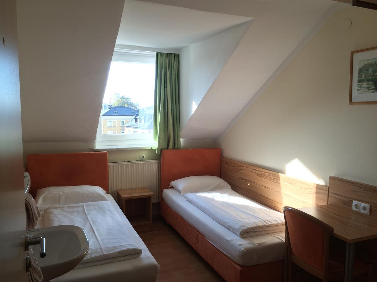 Pension Jahn Salzbourg Extérieur photo